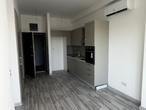 450c1c06-1a03-405f-8ce3-50a71d95d6e5